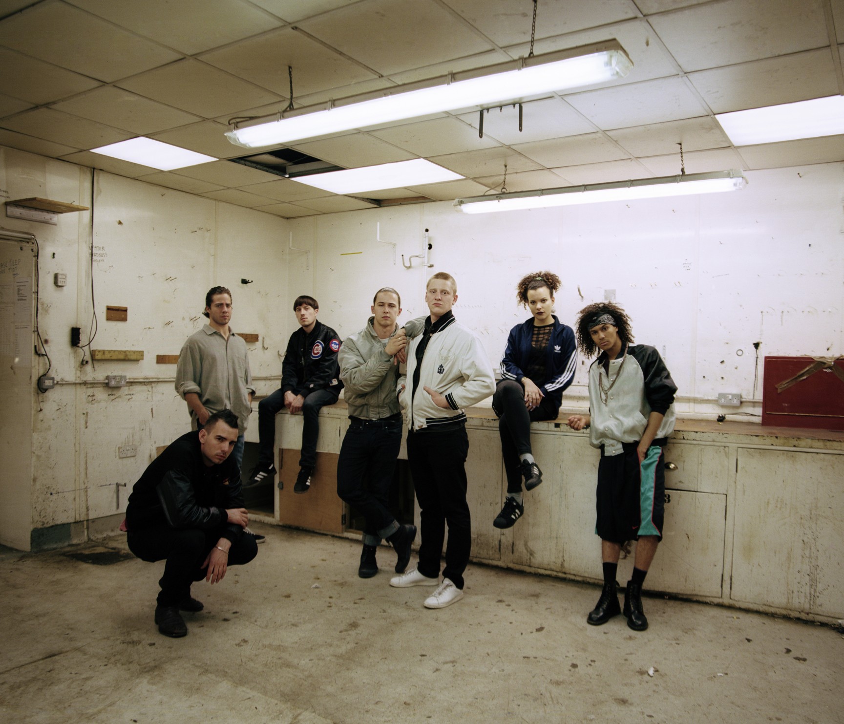 группа джунгли состав. Jungle группа. том макфарланд jungle. Jungle группа википедия.