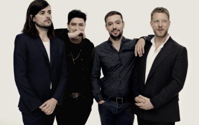MUMFORD & SONS