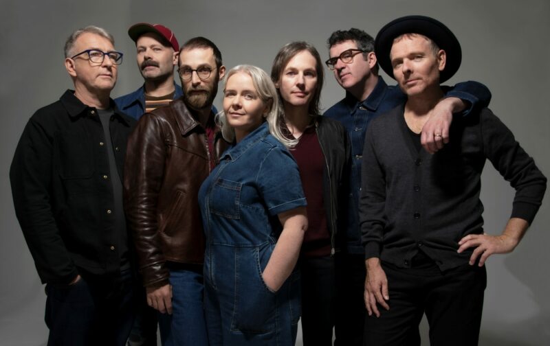 BELLE AND SEBASTIAN