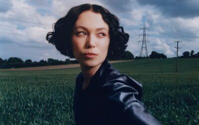 KELLY LEE OWENS